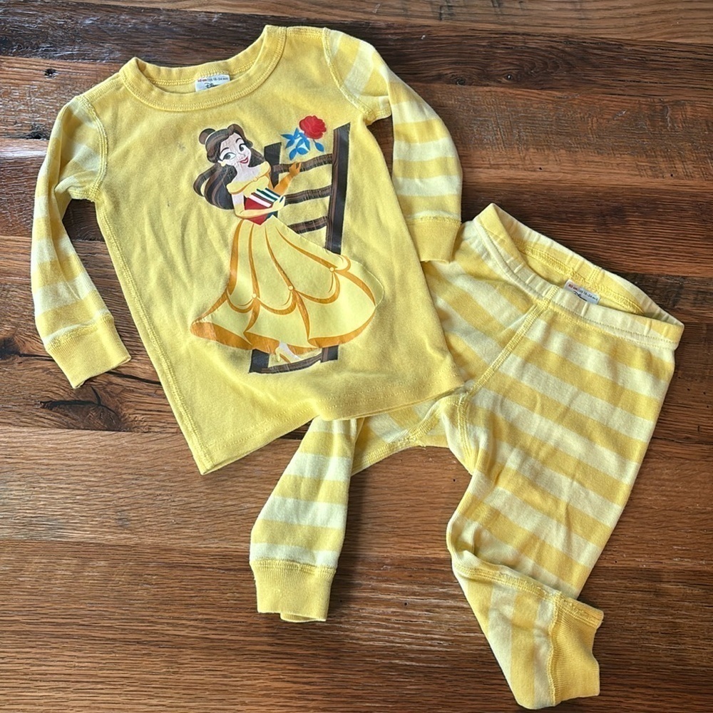 Hanna Andersson Beauty And The Beast Belle Pajama Set Size 18-24 month 🌹🥀